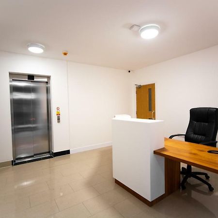 Somerville Apartments London Heathrow Hillingdon Exterior photo