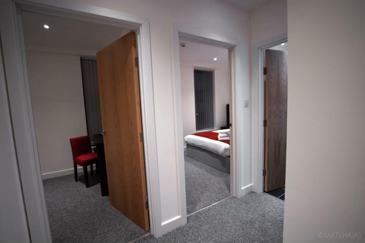 Somerville Apartments London Heathrow Hillingdon Exterior photo