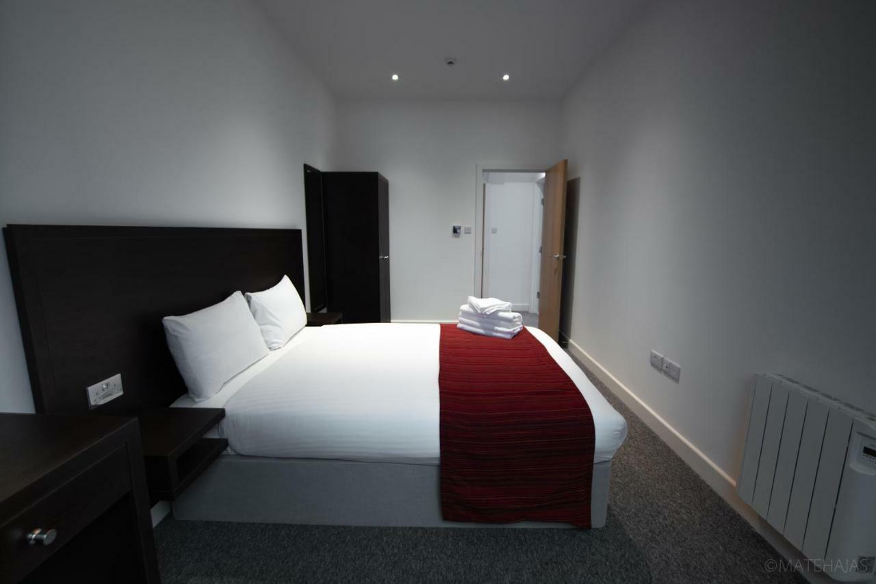 Somerville Apartments London Heathrow Hillingdon Exterior photo