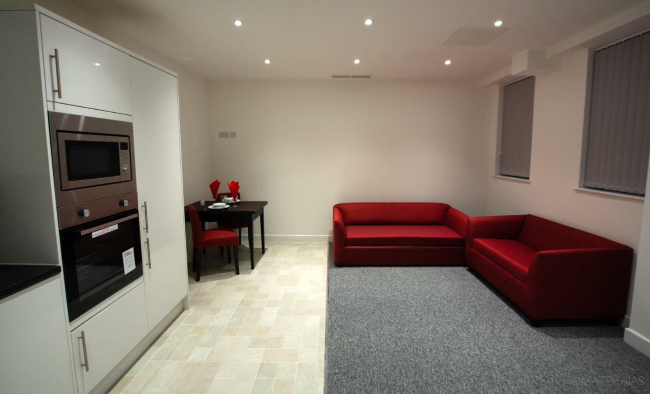 Somerville Apartments London Heathrow Hillingdon Exterior photo